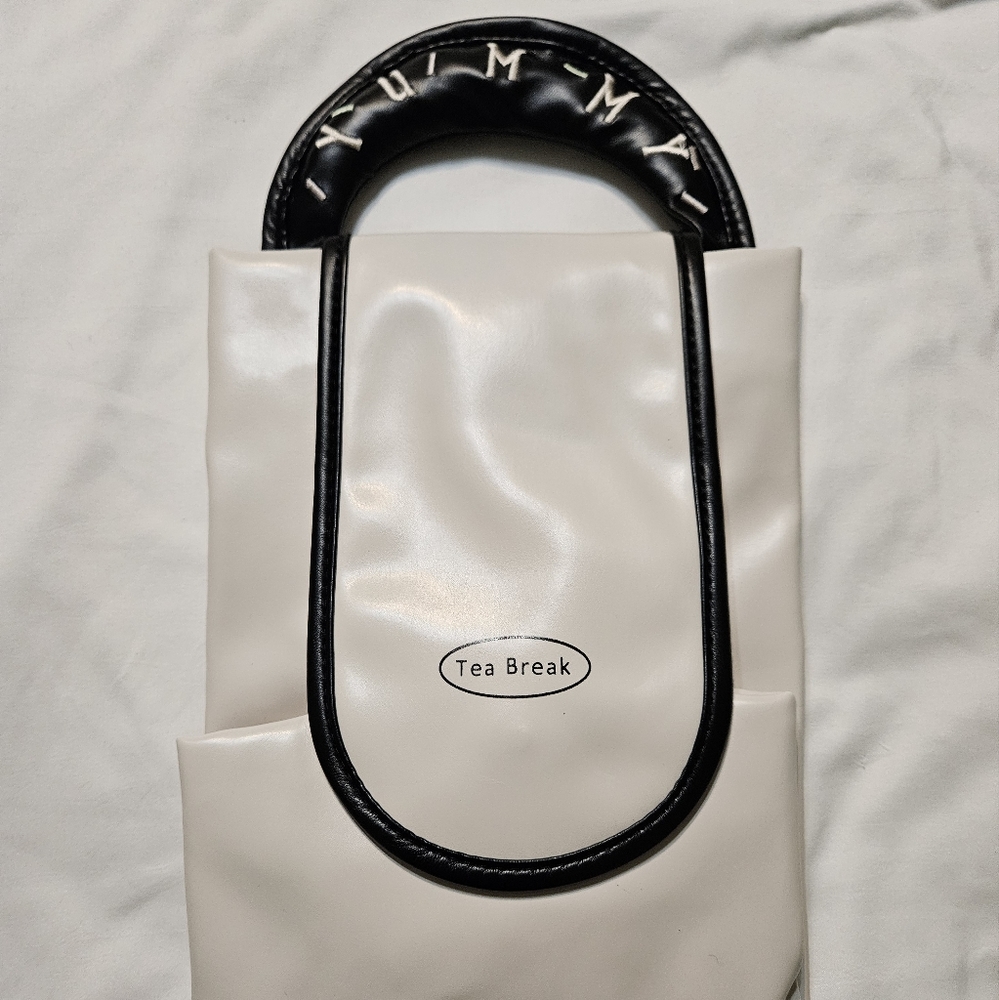 Makeup bag